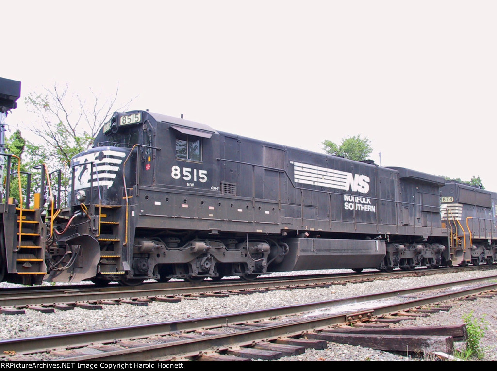 NS 8515